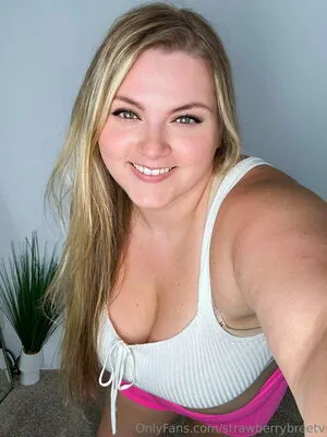 Strawberrybreetv OnlyFans Leaked Free Thumbnail Picture - #HhnynWs9k5