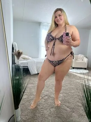 Strawberrybreetv OnlyFans Leaked Free Thumbnail Picture - #JM1fo4yt7N