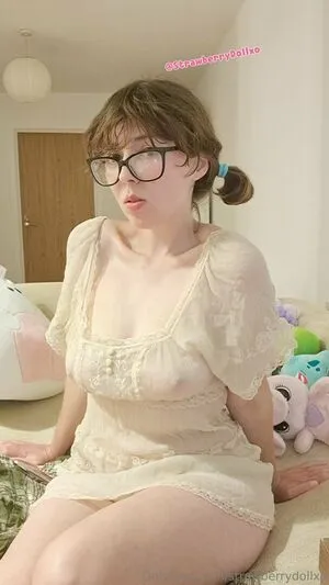 Strawberrydollxo OnlyFans Leaked Free Thumbnail Picture - #jG5dGqQP5A