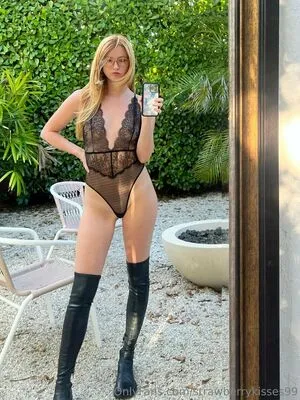 Strawberrykisses99 OnlyFans Leaked Free Thumbnail Picture - #Vy1iAHM4iF