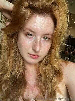 Strawberrykisses99 OnlyFans Leaked Free Thumbnail Picture - #WOWtJSOuiB