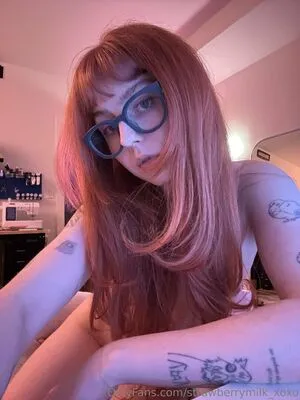 Strawberrymilk Xoxo OnlyFans Leaked Free Thumbnail Picture - #MY3eUuZl9p