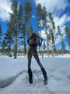 Strawberrysquirtcake OnlyFans Leaked Free Thumbnail Picture - #7DgO1tTerd