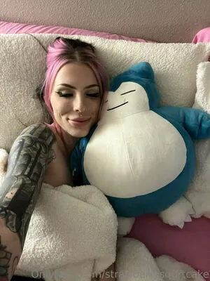 Strawberrysquirtcake OnlyFans Leaked Free Thumbnail Picture - #s4O6u89Byv