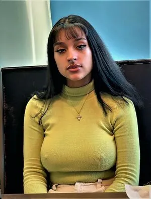 Strawbewyswing OnlyFans Leaked Free Thumbnail Picture - #0TAEZUn9br
