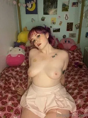 Strawbry OnlyFans Leaked Free Thumbnail Picture - #AAo6B1HMta