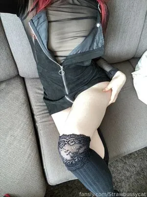 Strawbussycat OnlyFans Leaked Free Thumbnail Picture - #uG03R3j9L0