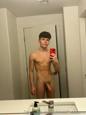 Streakthesnake OnlyFans Leaked Free Thumbnail Picture - #VBYTWqOCFb
