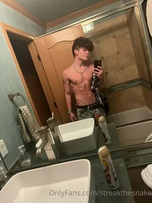 Streakthesnake OnlyFans Leaked Free Thumbnail Picture - #ZtBMTJ7QGu