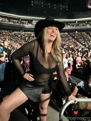 Strollermommmy OnlyFans Leaked Free Thumbnail Picture - #57i9m8BwJB