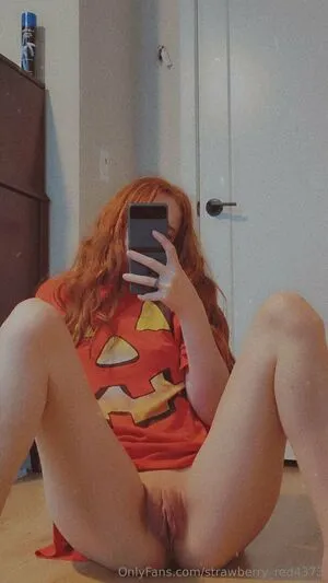 Strwbrry Rd4373 OnlyFans Leaked Free Thumbnail Picture - #1hErfvwEM1