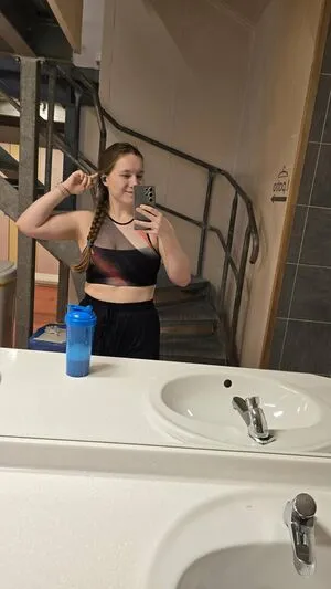 Studentmi OnlyFans Leaked Free Thumbnail Picture - #URTXYcMin1
