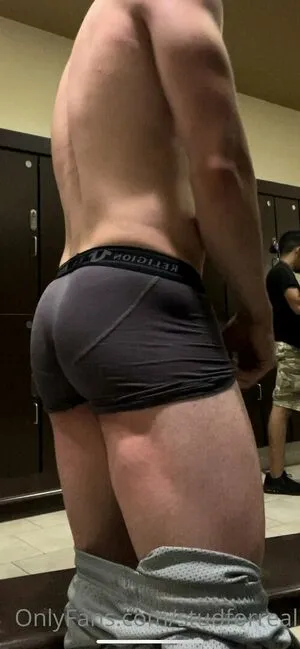 Studforreal OnlyFans Leaked Free Thumbnail Picture - #ghiOGpjpq1