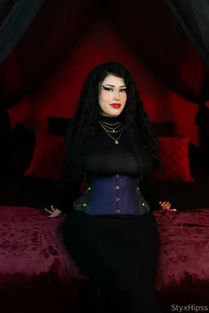 Styxhips OnlyFans Leaked Free Thumbnail Picture - #DNAptE5nkb