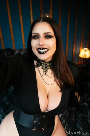 Styxhips OnlyFans Leaked Free Thumbnail Picture - #IFm32yFsD5