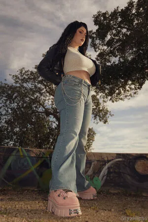 Styxhips OnlyFans Leaked Free Thumbnail Picture - #enEF42w8En
