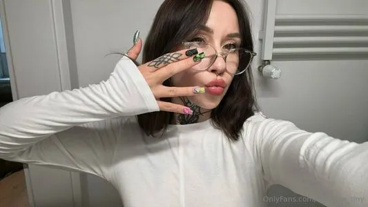 Succuba Tinyy OnlyFans Leaked Free Thumbnail Picture - #GD3t2xMY1L