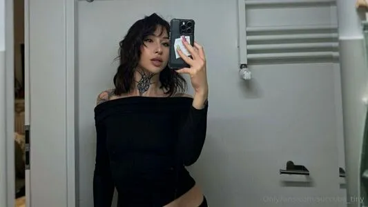 Succuba Tinyy OnlyFans Leaked Free Thumbnail Picture - #pFT2fvAl51