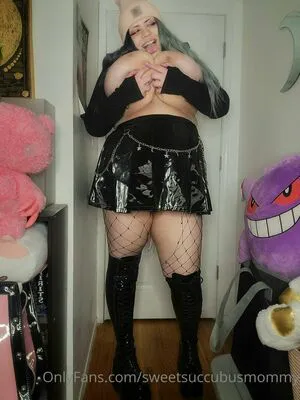 Succubusalixoxo OnlyFans Leaked Free Thumbnail Picture - #Nsqa6Sfo2b