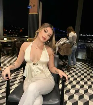 Sude Benli OnlyFans Leaked Free Thumbnail Picture - #AfaG7yukMi