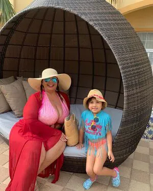 Sueann OnlyFans Leaked Free Thumbnail Picture - #2RrmQfhuRu