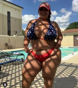 Sueann OnlyFans Leaked Free Thumbnail Picture - #6MzmXxpT1t