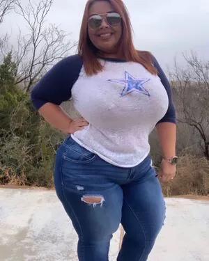 Sueann OnlyFans Leaked Free Thumbnail Picture - #YOJ3rIOmge