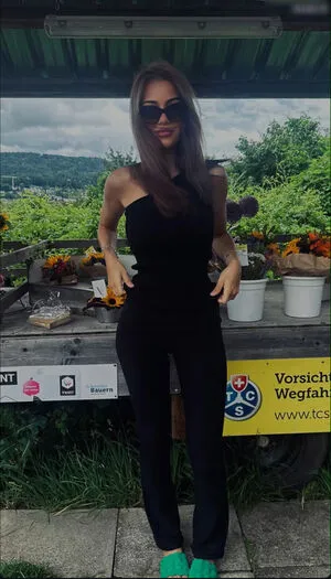 Suela Mehmedi OnlyFans Leaked Free Thumbnail Picture - #FmGNjaJ85y