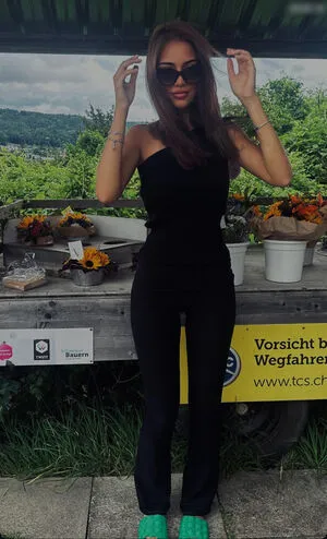 Suela Mehmedi OnlyFans Leaked Free Thumbnail Picture - #pRiqSojpNT