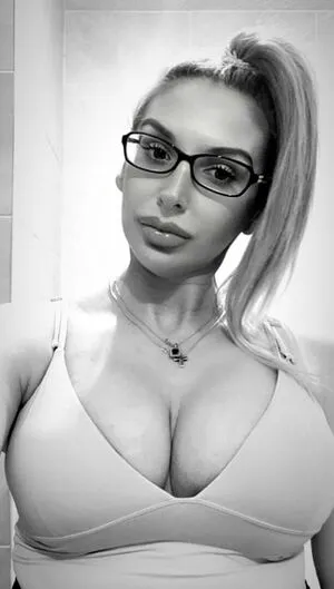 Suemcco11 OnlyFans Leaked Free Thumbnail Picture - #mbcBIRbVvM