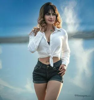 Suhaani Laskar OnlyFans Leaked Free Thumbnail Picture - #avYqUILVV5