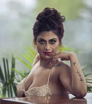 Suhaani Laskar OnlyFans Leaked Free Thumbnail Picture - #v8YOzru7CF