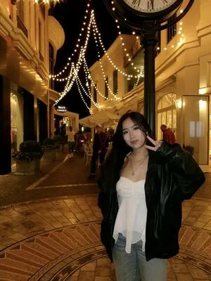 Suhwiena OnlyFans Leaked Free Thumbnail Picture - #U5E86eMEH3