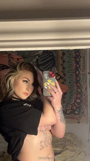 Suicidalmischief OnlyFans Leaked Free Thumbnail Picture - #FORw5D0gMh