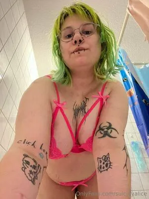 Suicidyalice OnlyFans Leaked Free Thumbnail Picture - #IJmqgPPss8