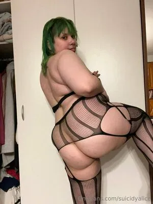Suicidyalice OnlyFans Leaked Free Thumbnail Picture - #h2y9b9CbMh