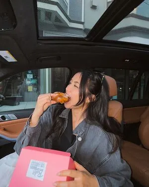 Suki Lu OnlyFans Leaked Free Thumbnail Picture - #nM3vJmQPO9