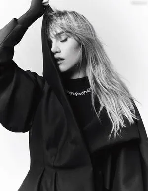 Suki Waterhouse OnlyFans Leaked Free Thumbnail Picture - #5Ca7cQm9vA
