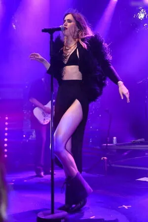 Suki Waterhouse OnlyFans Leaked Free Thumbnail Picture - #6gsbU4oCS6