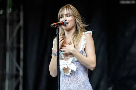 Suki Waterhouse OnlyFans Leaked Free Thumbnail Picture - #89Md81ExAR