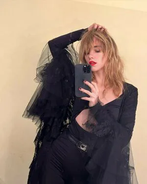 Suki Waterhouse OnlyFans Leaked Free Thumbnail Picture - #B6KOmhmyWd