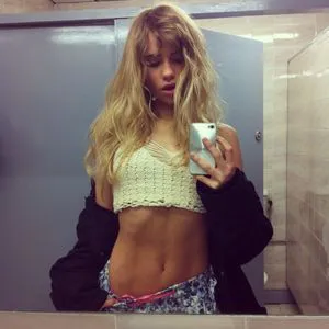 Suki Waterhouse OnlyFans Leaked Free Thumbnail Picture - #Bqr0Sed3dz