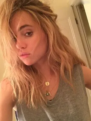Suki Waterhouse OnlyFans Leaked Free Thumbnail Picture - #D6KYR4XQ6N