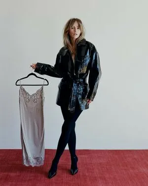 Suki Waterhouse OnlyFans Leaked Free Thumbnail Picture - #DDHeSwYjWp