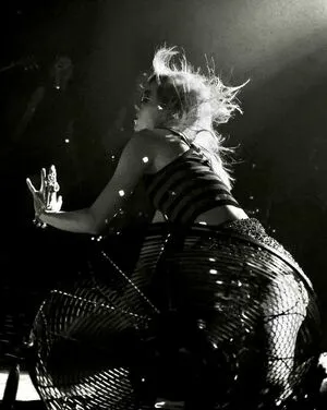 Suki Waterhouse OnlyFans Leaked Free Thumbnail Picture - #DLMgHHjgZe