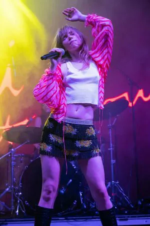 Suki Waterhouse OnlyFans Leaked Free Thumbnail Picture - #Iichgfomnl