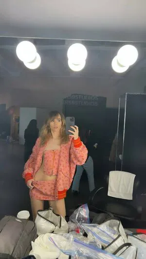 Suki Waterhouse OnlyFans Leaked Free Thumbnail Picture - #K2bvMBSruv