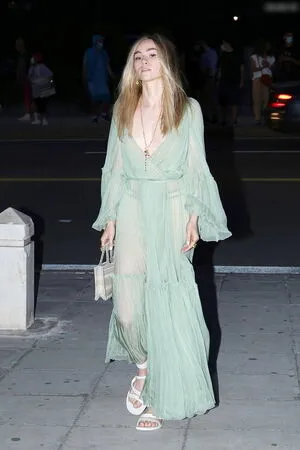 Suki Waterhouse OnlyFans Leaked Free Thumbnail Picture - #L6C537lJyw