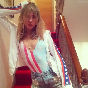 Suki Waterhouse OnlyFans Leaked Free Thumbnail Picture - #RK3Pftmlqt