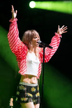 Suki Waterhouse OnlyFans Leaked Free Thumbnail Picture - #Tp5yc76c1F